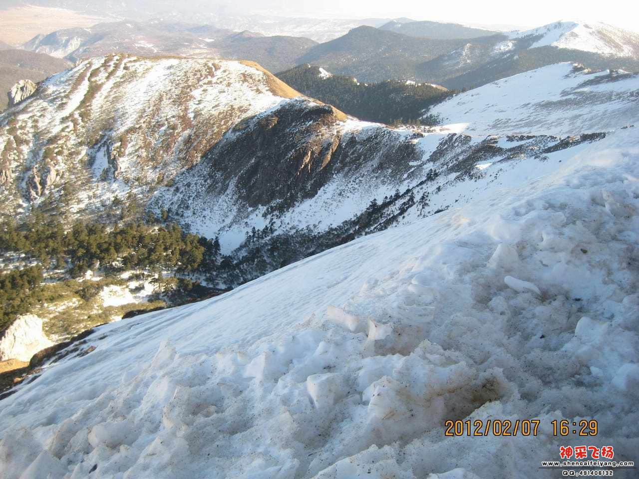 石开雪山