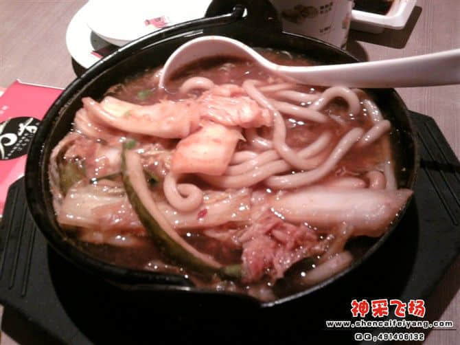 锅仔泡菜乌冬面.jpg