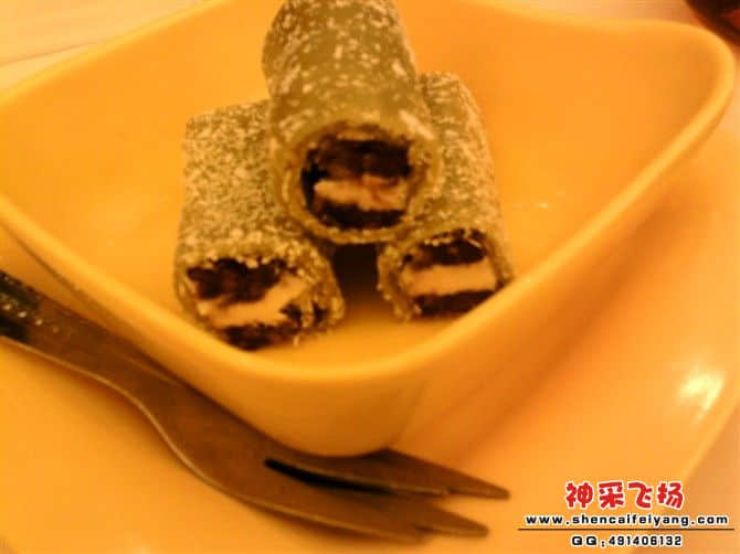 花生巧克力雪糕绿茶糯米卷.jpg