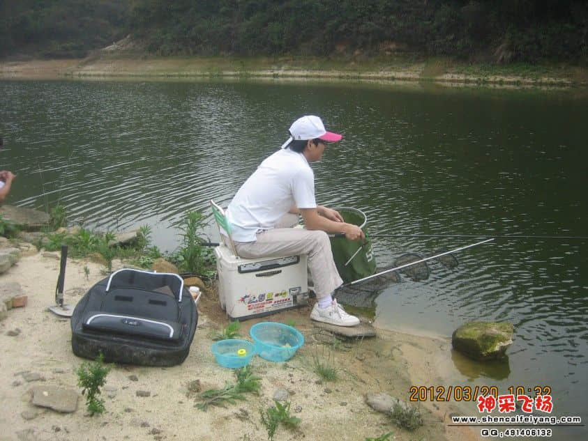 QQ截图20120320211453.jpg