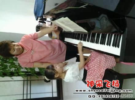 女儿表演.jpg
