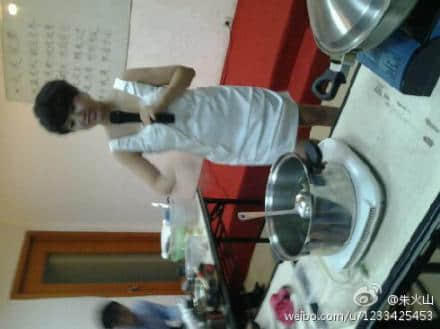 美女厨房一.jpg