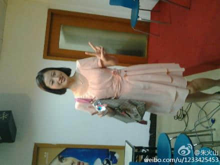 琴琴靓女.jpg