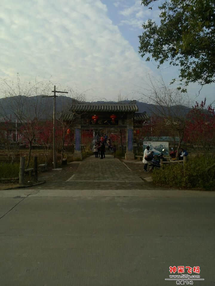 P40223-171641.jpg