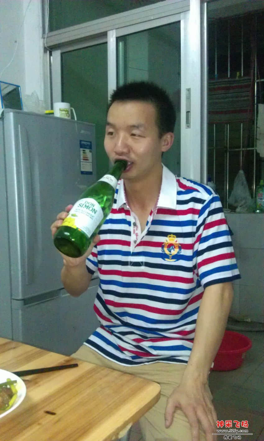 大哥给我的衣服2.jpg