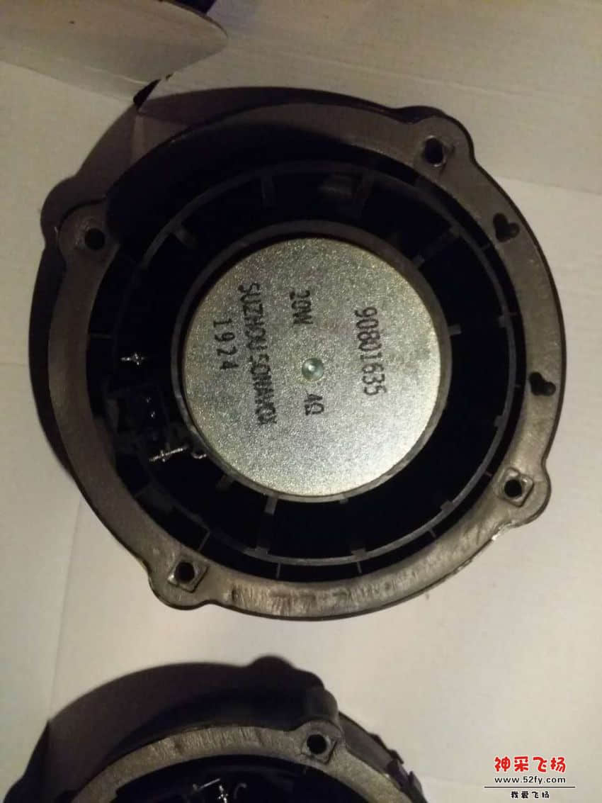 1032930229.jpg