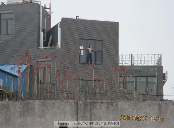 01.jpg