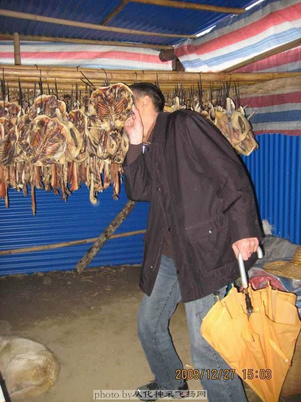 1米83的他竟与腊鸭媲美